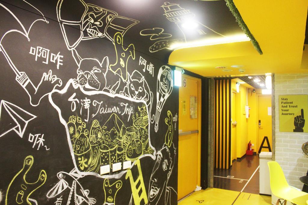 Here X There Hostel Taipei Main Station Dış mekan fotoğraf