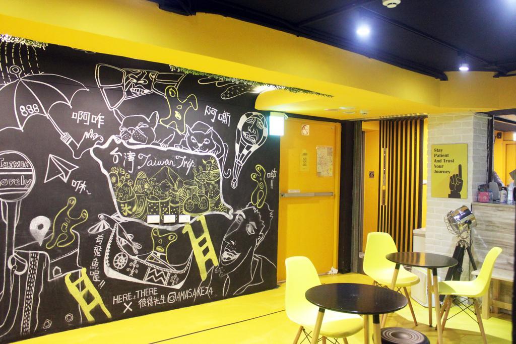 Here X There Hostel Taipei Main Station Dış mekan fotoğraf
