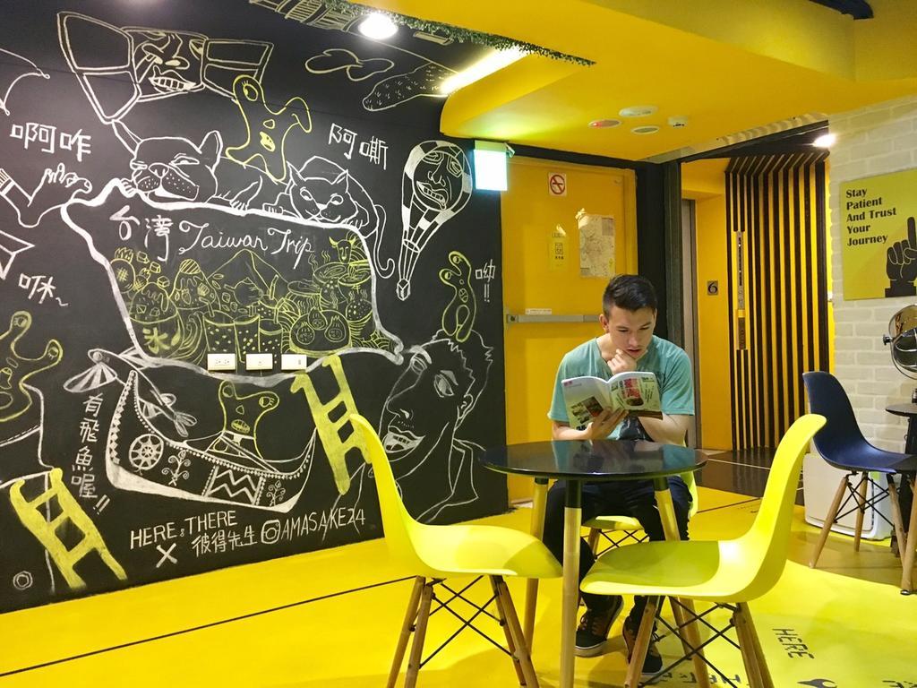 Here X There Hostel Taipei Main Station Dış mekan fotoğraf